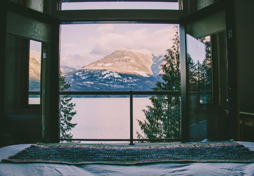 The Sentinel Hotel Kaslo Exterior photo