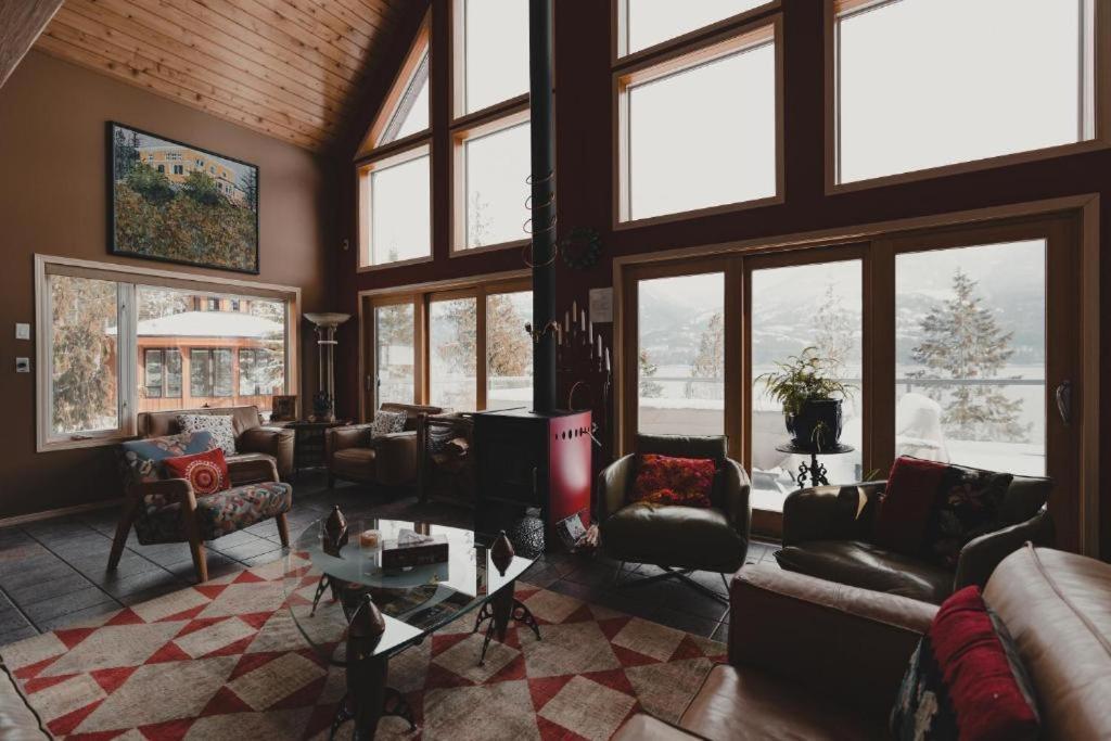 The Sentinel Hotel Kaslo Exterior photo