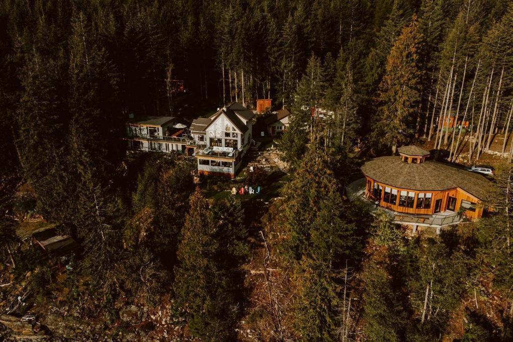 The Sentinel Hotel Kaslo Exterior photo
