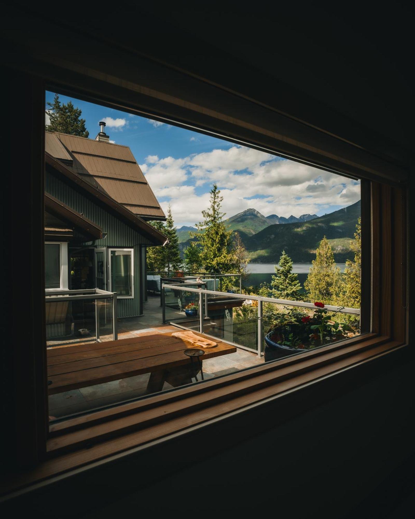 The Sentinel Hotel Kaslo Exterior photo